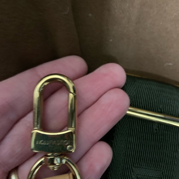 Louis Vuitton Strap - Picture 16 of 16